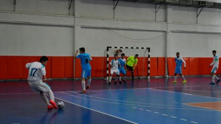 Final geldi çattı