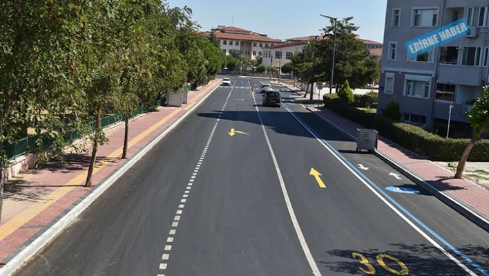 Yollar yapılıyor