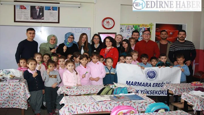 Üniversiteliler, ihtiyaç sahibi öğrencileri sevindiriyor