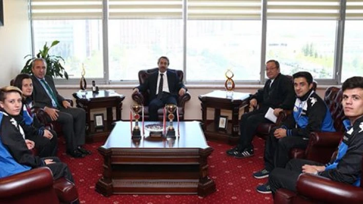 Yörük'ü ziyaret ettiler