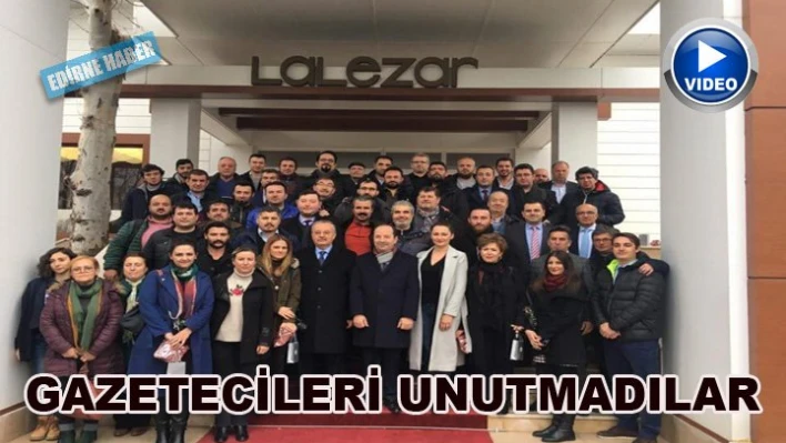 Gazeteciler ile bir araya geldiler
