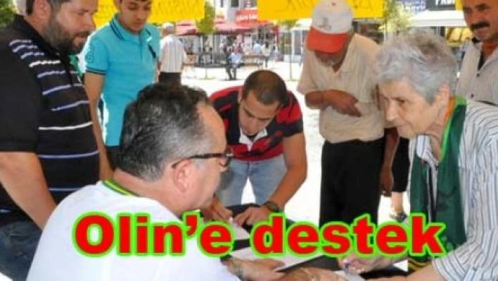 Olin için sokağa döküldüler