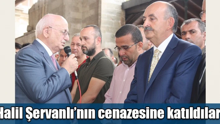 Cenazeye katıldılar