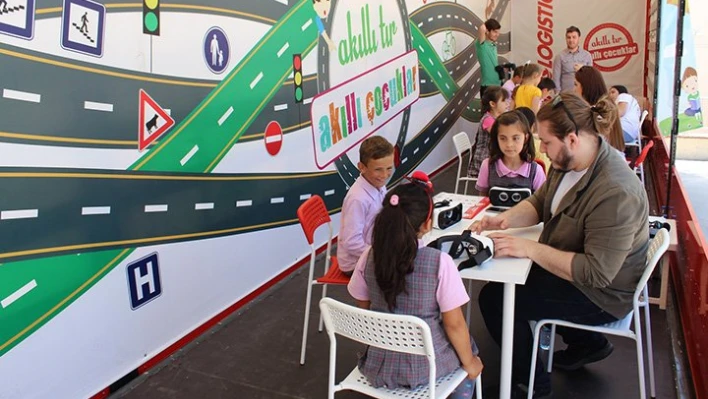 Trafik eğitimi aldılar