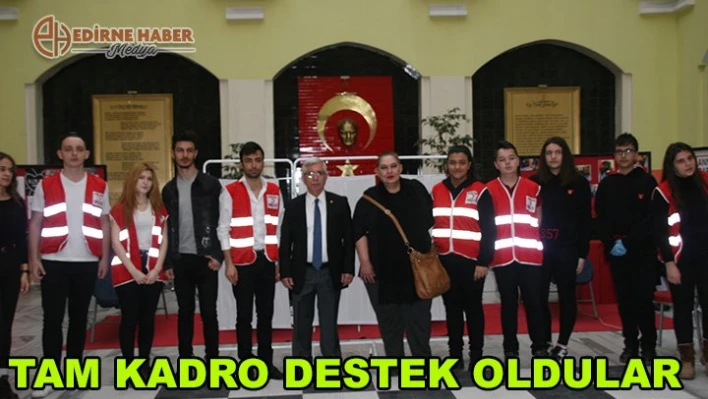 Öğrencilerden Kan desteği