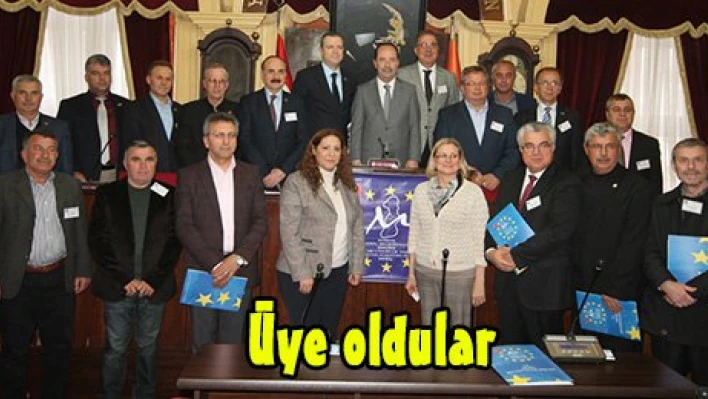 Üye oldular