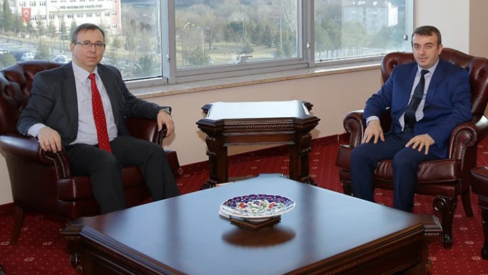 Görüş alışverişinde bulundular