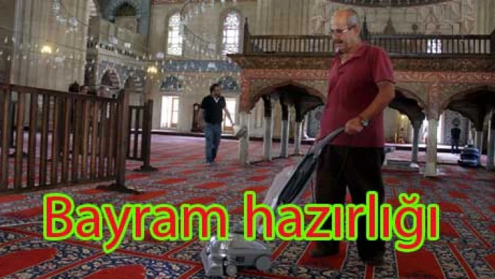 Bayrama hazırlanıyor