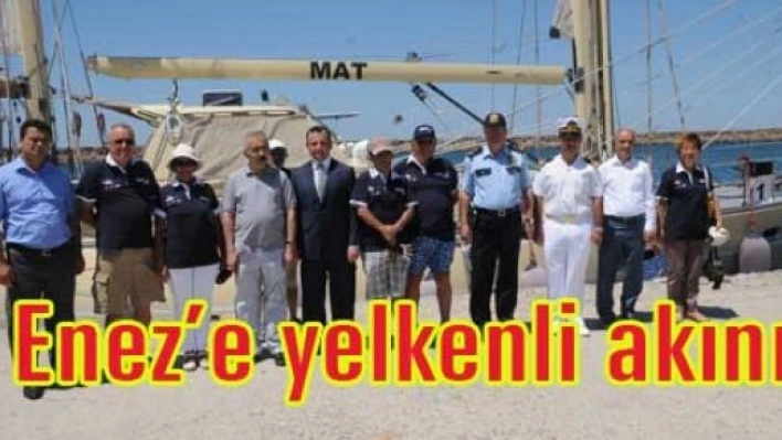 Enez limanına Yelkenli akını