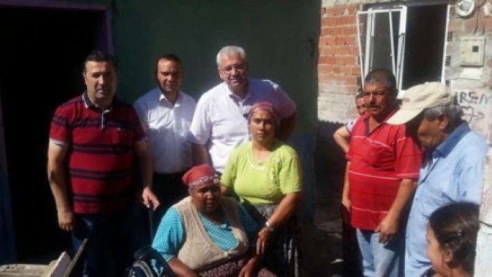  AKP'den tekerlekli sandalye yardımı