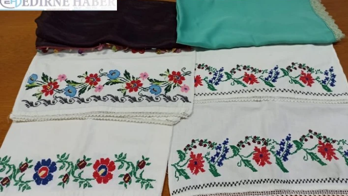 Annesinden kalan başörtüyü müzeye bağışladı