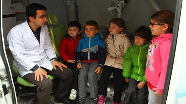 Diş sağlığının önemine değindiler