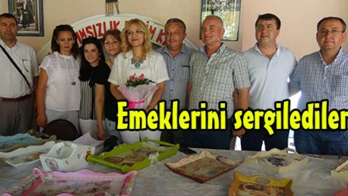 Emeklerini sergilediler