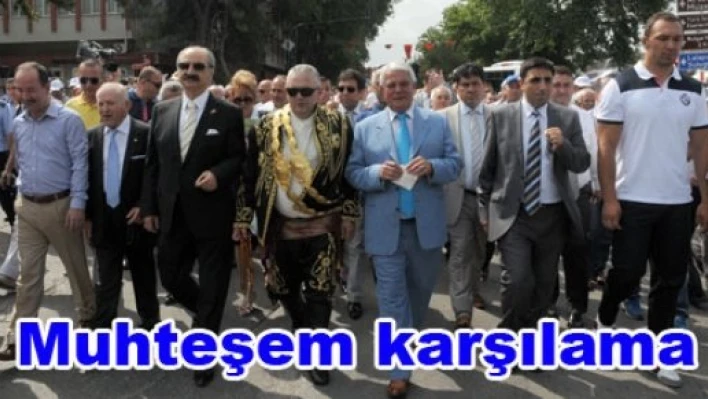  Ağa'ya muhteşem karşılama