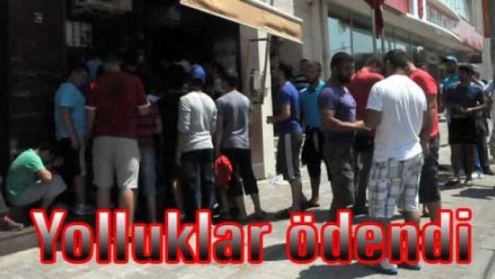 Pehlivanlara yollukları ödendi