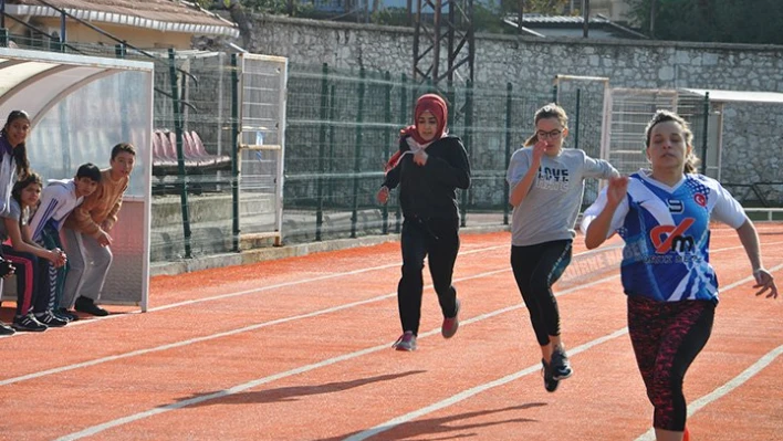 95. yılını sporla kutluyor