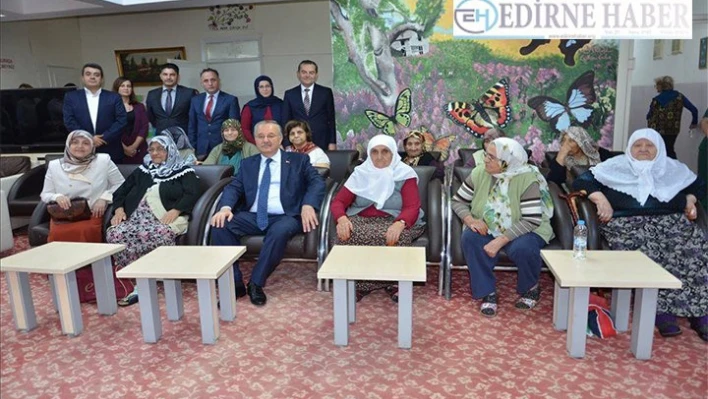 Huzurevinde mevlit programı düzenlendi