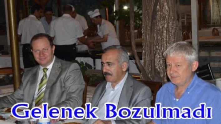  Gelenek  bozulmadı   