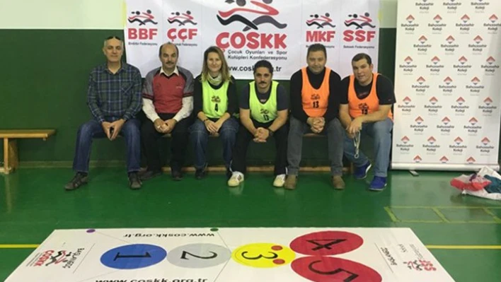 Geleneksel oyunları öğrendiler
