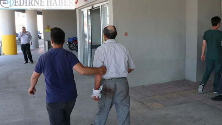 Acemi kasaplar soluğu hastanede aldı