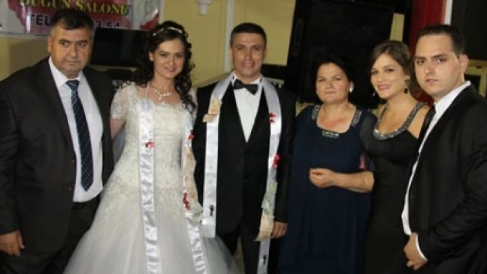  Bir yastıkta kocayın