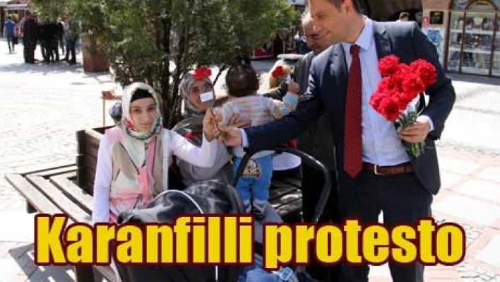 Karanfilli protesto