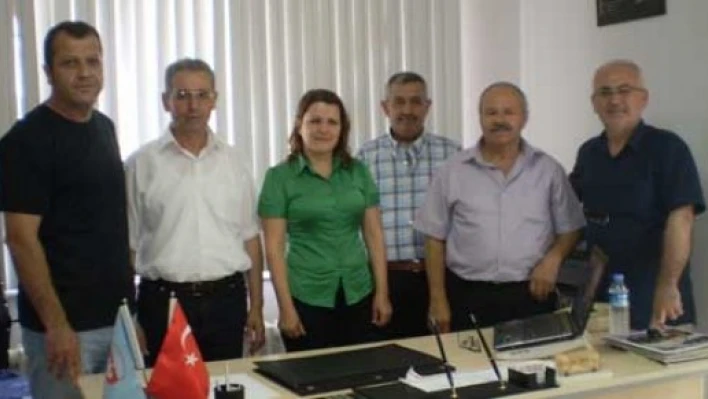  Bölge bakkalları toplandı