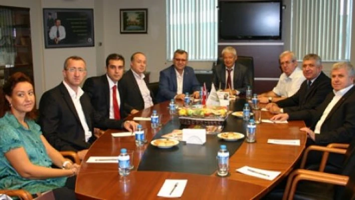  Helvacıoğlu, Zıpkınkurt'u ziyaret etti.