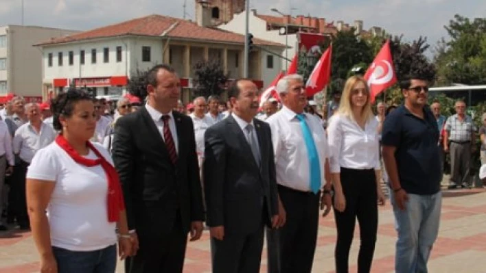  CHP'den Zafer yürüyüşü