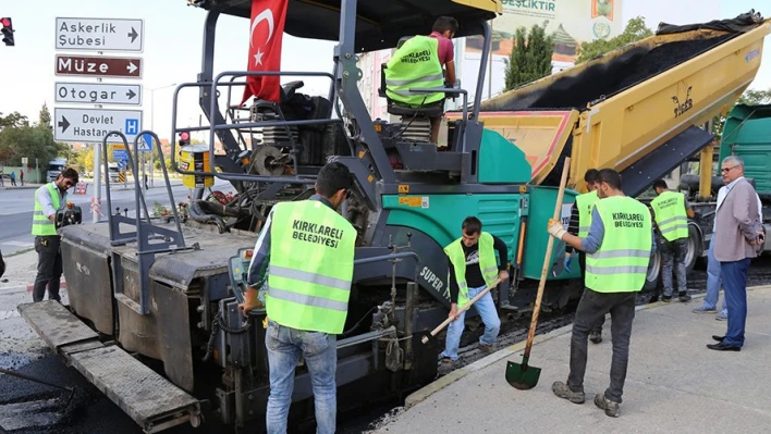Yollar asfaltlanıyor