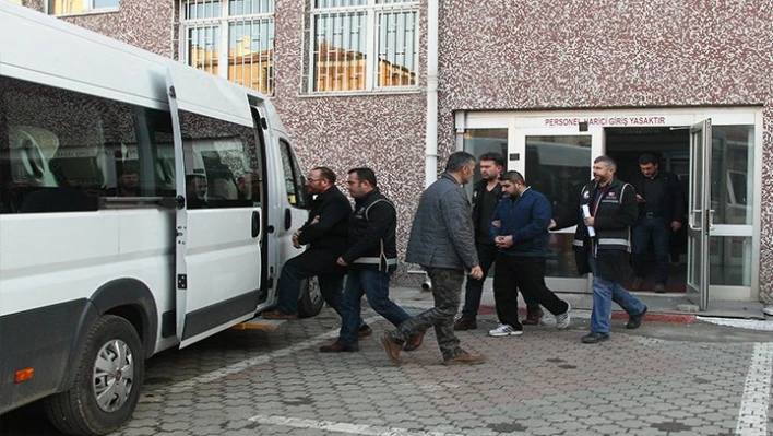 8 kişi tutuklandı