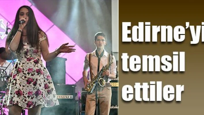 Sahnede devleştiler