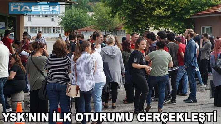 YKS'nin İlk Oturumu Başladı