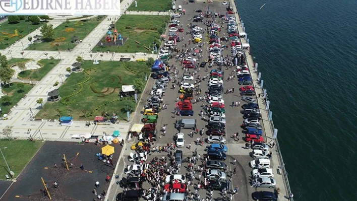 Modifiyeli araç tutkunları Tekirdağ'da buluştu