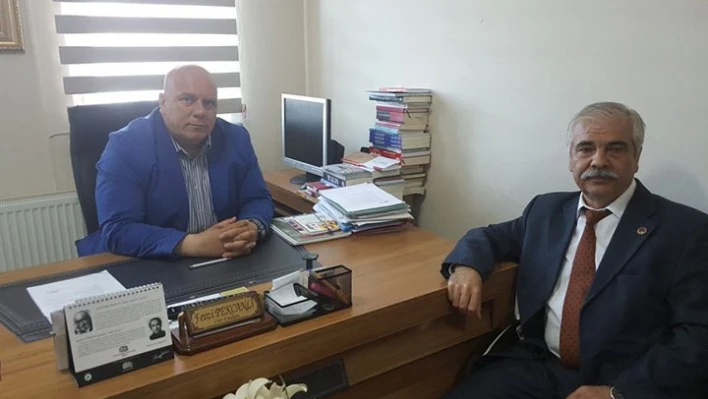 Pekcanlı'yı davet etti