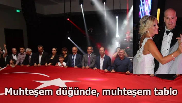 Muhteşem düğün ile kapılarını açtı