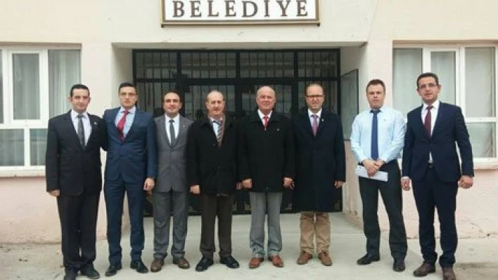 Hızla yol alıyorlar