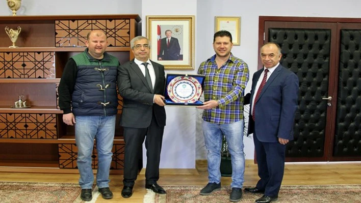 Rektör'ü ziyaret ettiler