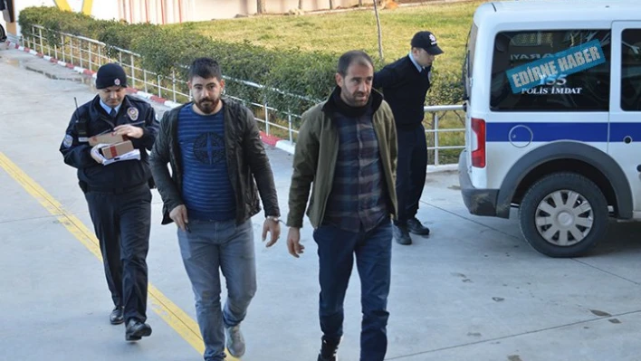 Silahlı saldırıda kaç kişi yaralandı?