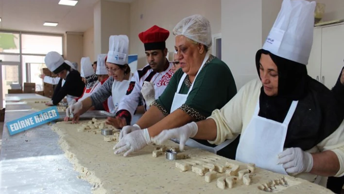 Kavala kurabiyesi yaptılar