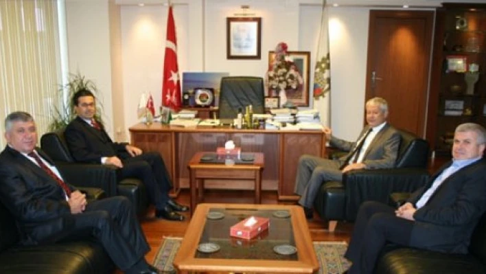  Kılıç ziyaretlerine devam ediyor