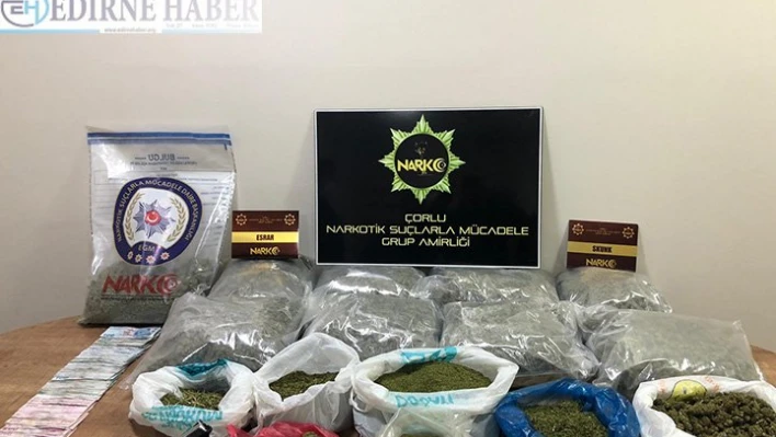 Uyuşturucu ve silah ele geçirildi