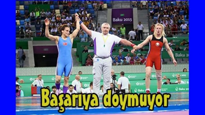 Başarıya doymuyor