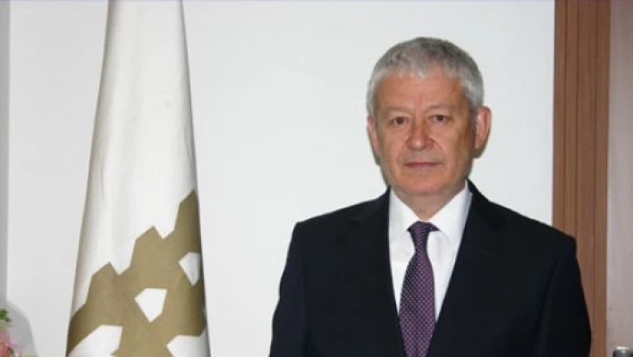 Destek verenlere teşekkür plaketi