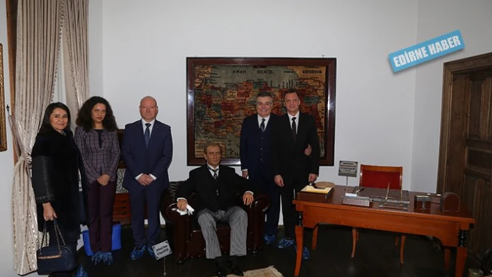Bulgar Heyet Atatürk Evi'ne Hayran Kaldı