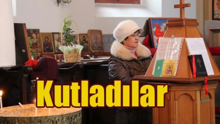 İlahiler okudular