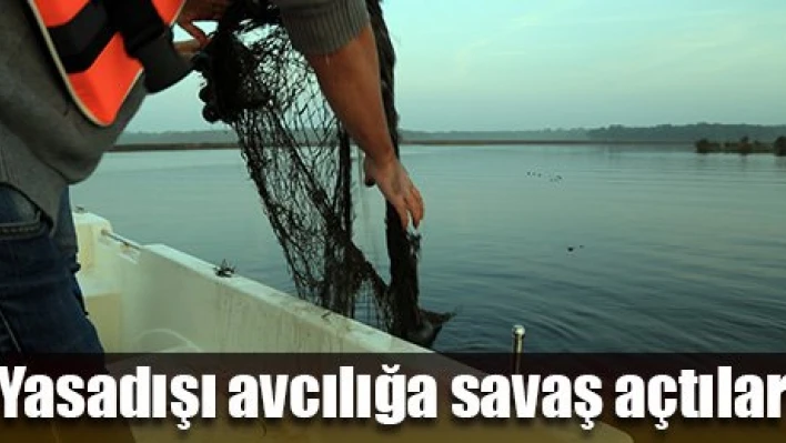 Davul ve ağlar toplandı