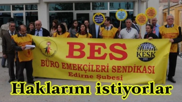 Memurlar haklarını istiyor