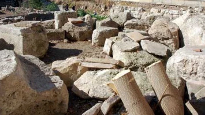 Mezar taşları tescillenecek