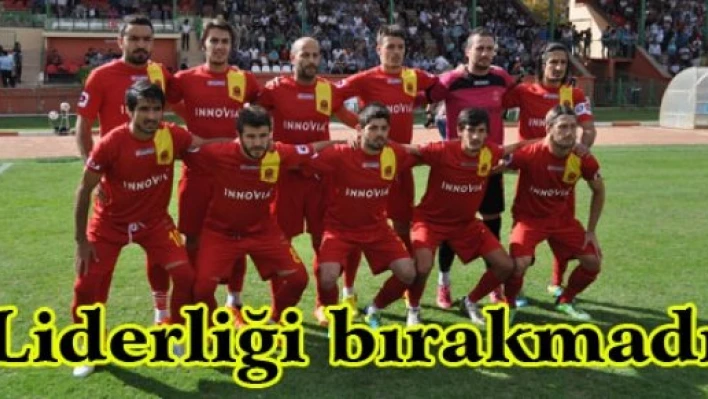 Liderliği bırakmadı